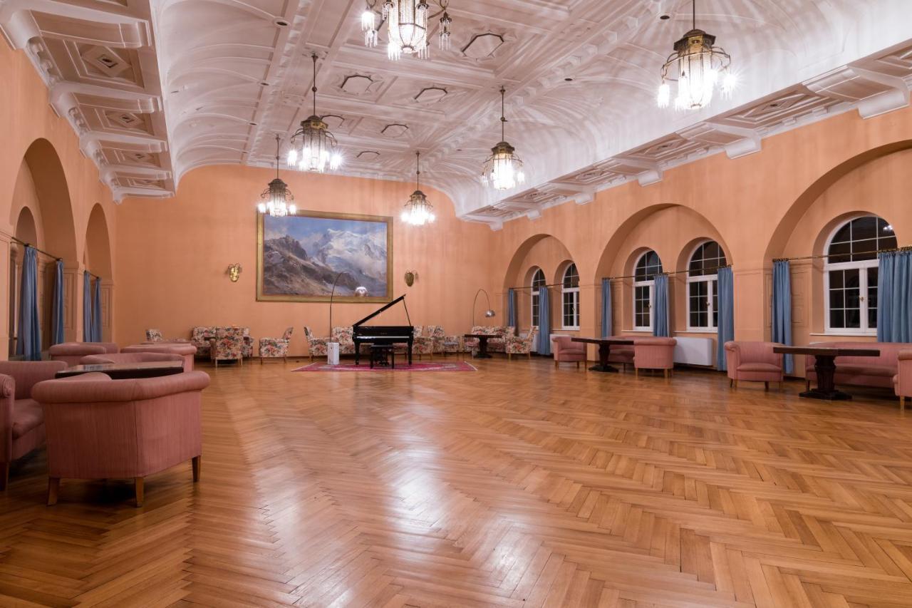 Residence Grand Hotel Carezza Нова Леванте Екстериор снимка